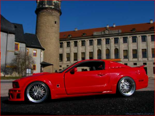 1:18 Tuning Ford Mustang Roush RED Edition + HMC BBS LM Echtalu-Felgen = RAR+OVP
